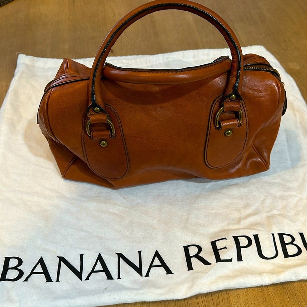 Banana Republic Caramel Leather Boston Bag NWOT